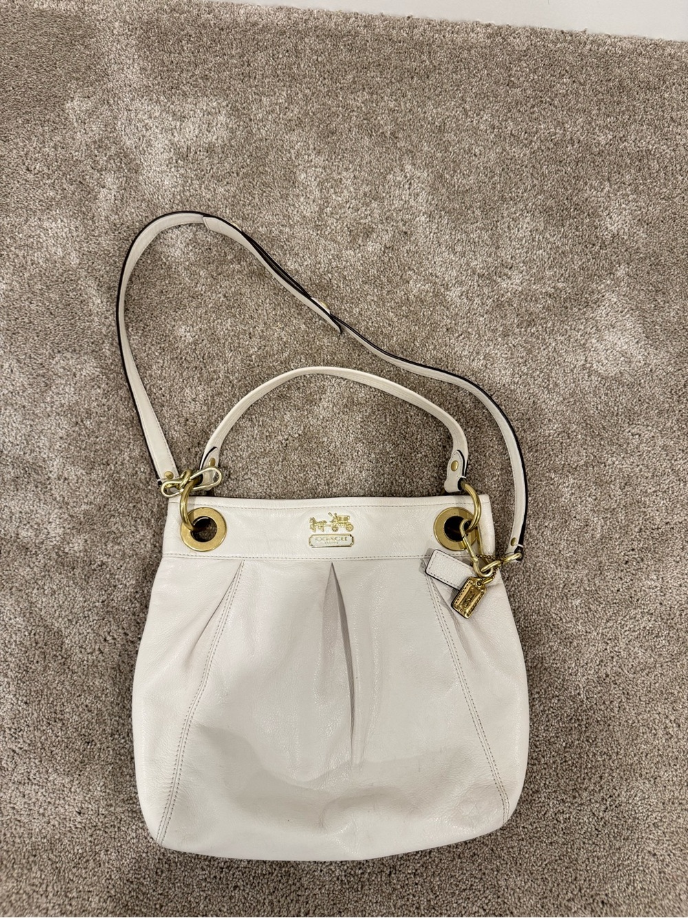 Vintage Y2K Coach Leather Bag with Gold Hardware